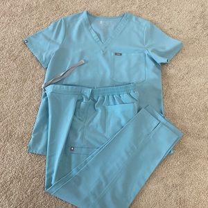 Womens figs seaglass